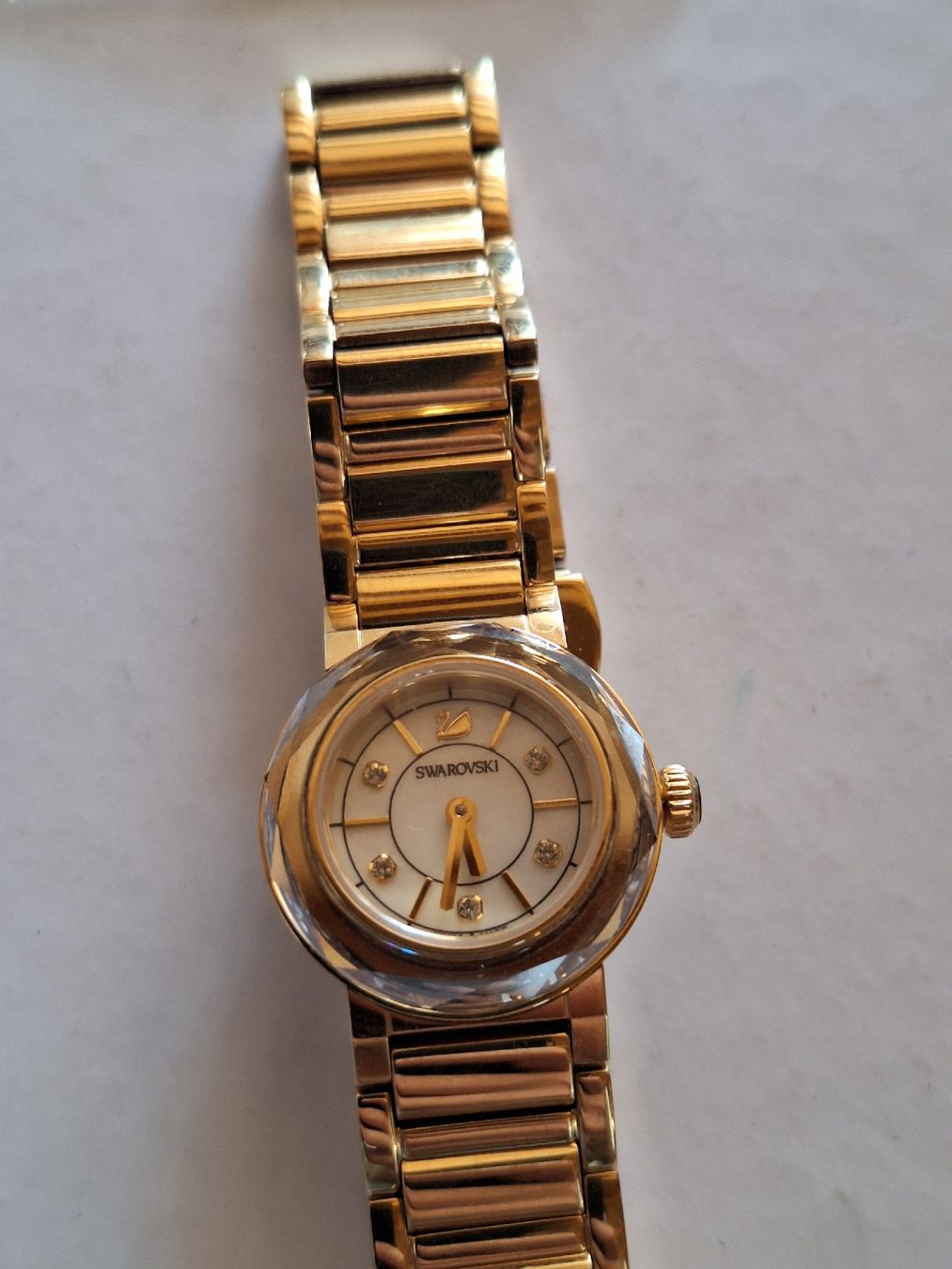 Swarovski Orologi: Orologio Swarovski Octea Mini dorato da donna – Usato da Riva San Vitale venduto da P.butti 1