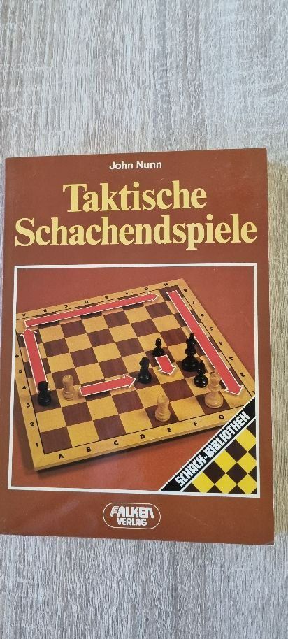 Libri: Schachbuch Taktische Schachendspiele – Usato da Muttenz venduto da Langerochade