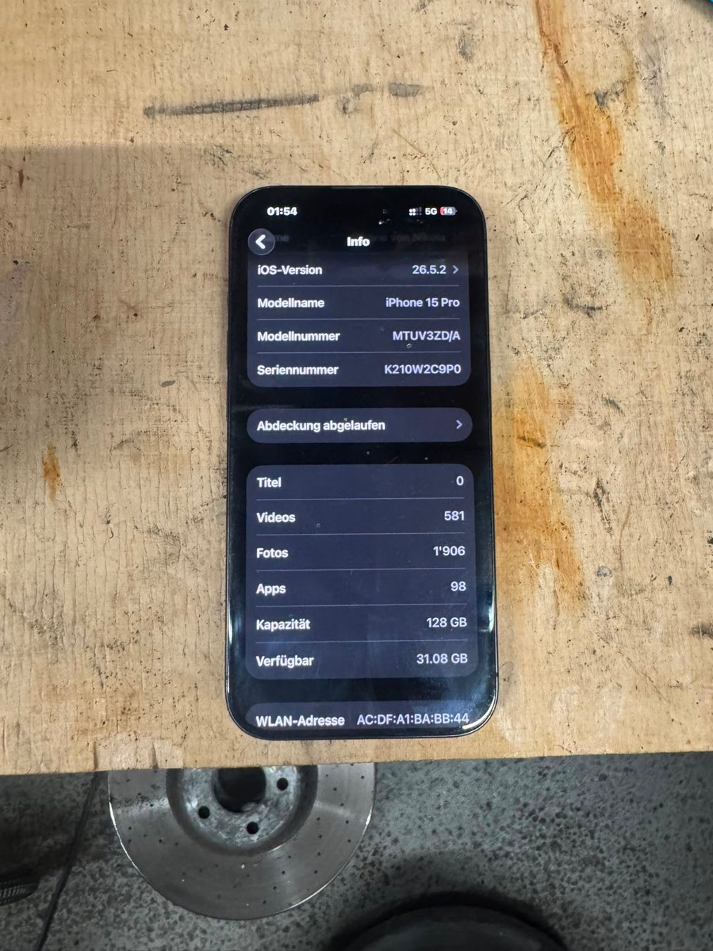 Apple Telefoni cellulari / Smartphones: iPhone 15 Pro – Usato da Luzern venduto da Nik_18 3
