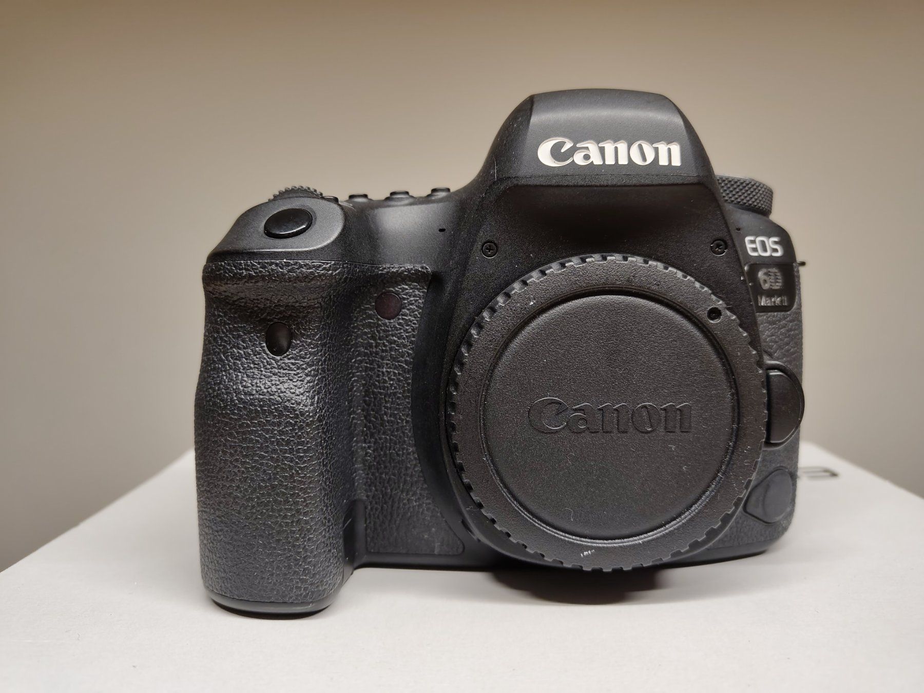 Canon Kamera: Canon EOS 6D MKII – Gebraucht aus Stans von bergsicht42 1