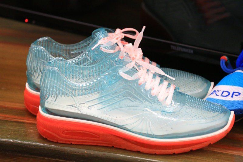 Herrenschuhe: AirDP by iShu+ transparente Sneaker Nr.: 38 – Neu und originalverpackt aus Basel von Dawid1713