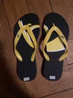 NEUE Flip-Flops von Postauto