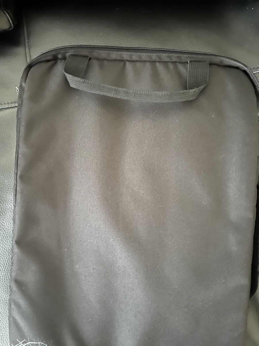 Zaini: New feel strength backpack with laptop bag – Usato da Dietlikon venduto da clf_g9mp 6
