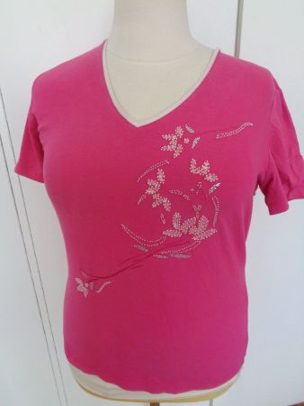 T-shirt rose T. 42