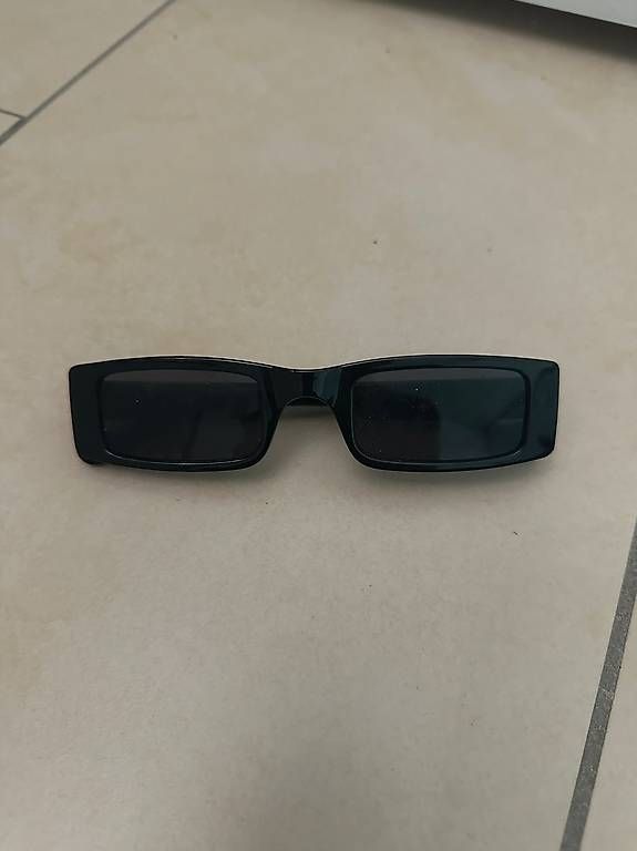 Occhiali & Lenti: Sonnenbrille – Usato da Schlieren venduto da S_Dragon