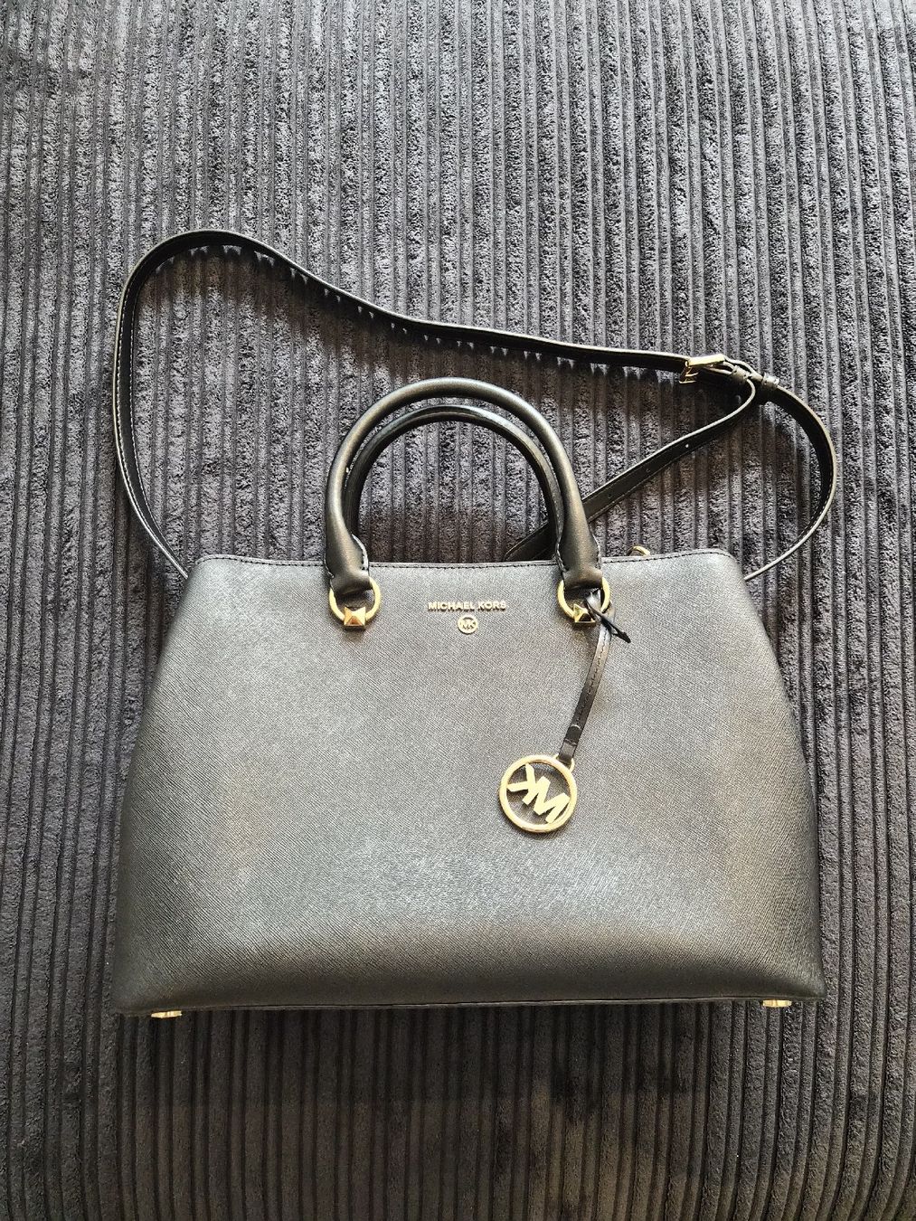 Michael Kors Borse da donna: Michael Kors Crossbody Handtasche – Nuovo (secondo la descrizione) da Volketswil venduto da SecondHanderia
