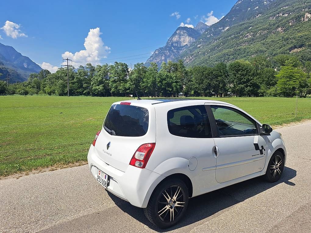 Automobili: Renault Twingo 1.2 16V automatica – Usato da Giornico venduto da JonasC. 1