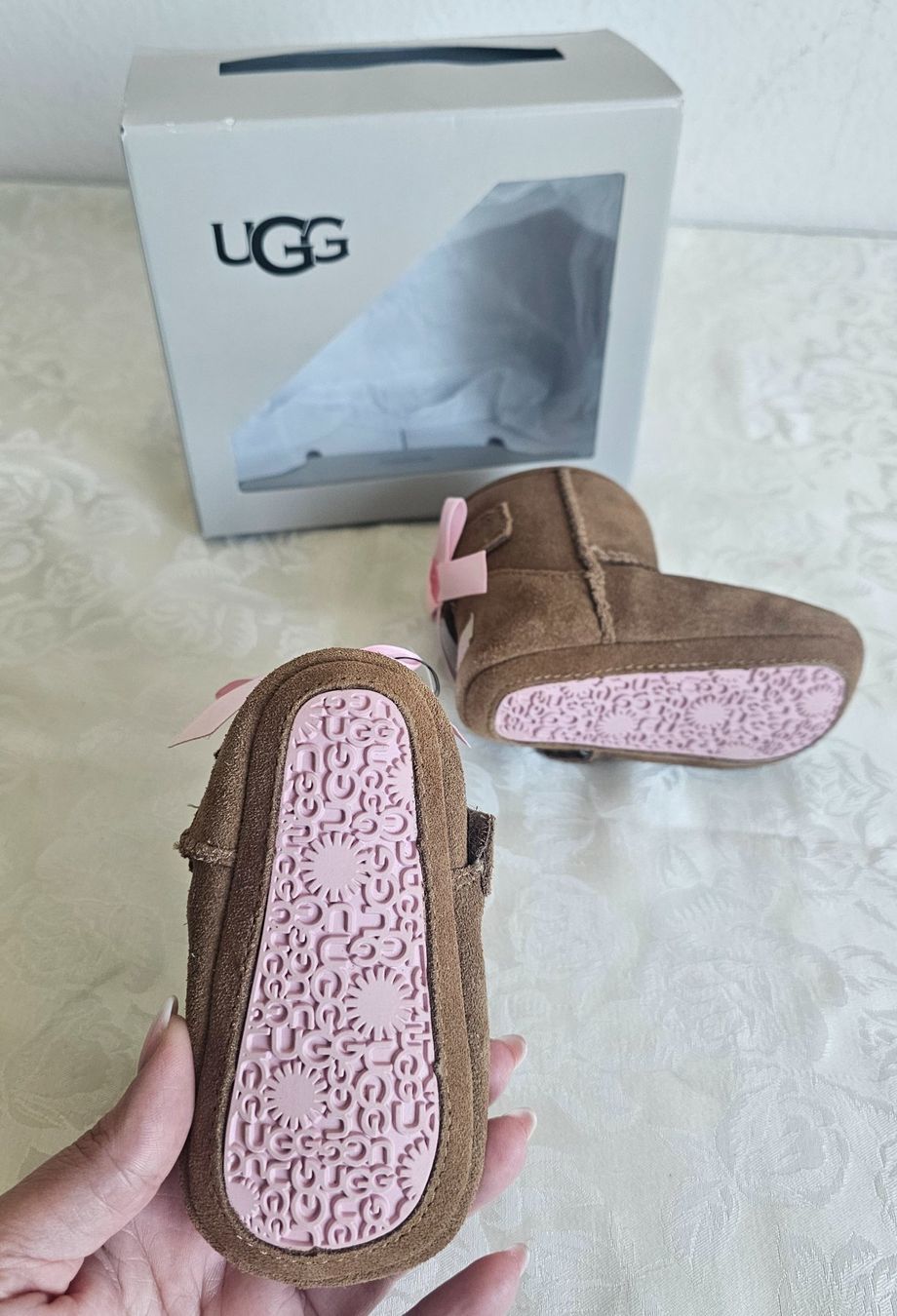 Ugg Scarpe per ragazzi: ***UGG***Baby Schuhe Gr.02/03 – Nuovo e nell'imballaggio originale da Bronschhofen venduto da Xena37 5