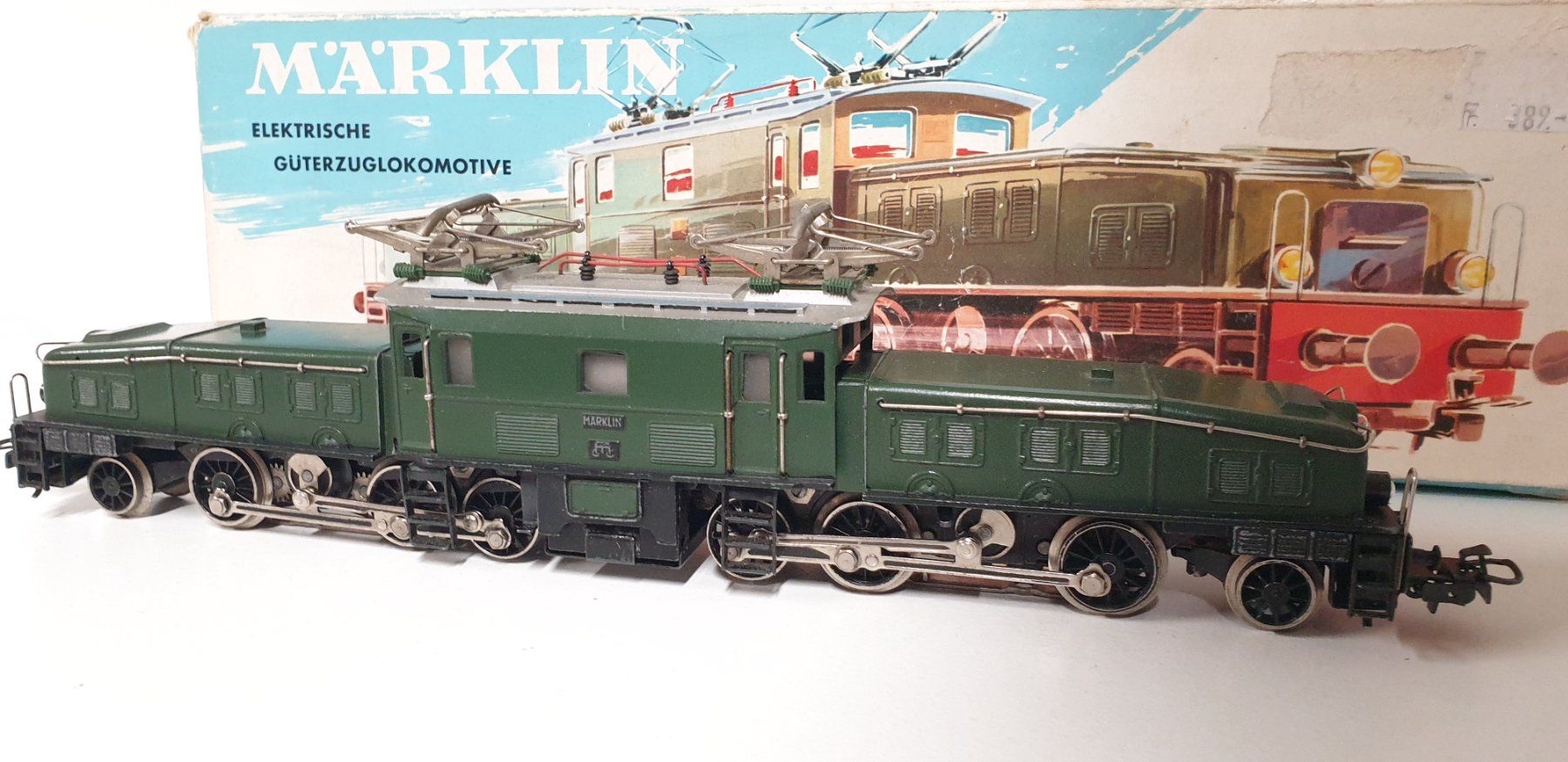 Märklin Modelleisenbahnen: Märklin SBB Krokodil H0/AC  3015 – Gebraucht aus Geroldswil von TopTrain54