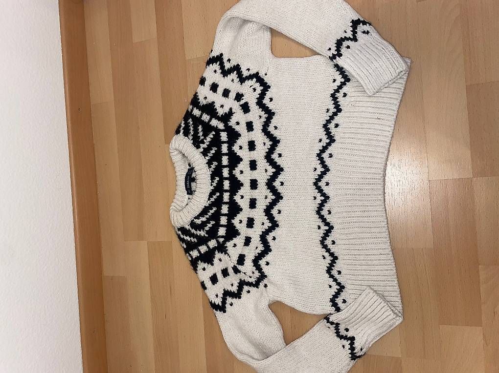 Maglioni & Felpe: Zara Damenpullover, Winterpullover, Gr. S, beige schwarz – Usato da Thun venduto da tat_wg9t