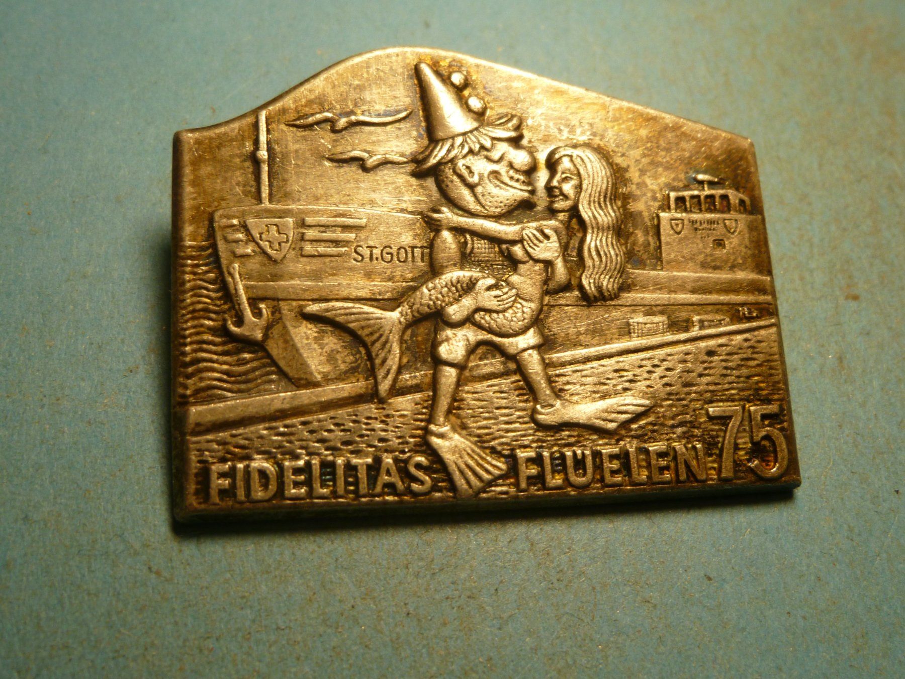 Placchette & Badge: FLÜELEN 1975 SILBER – Usato da Ried (Muotathal) venduto da Mandarin02