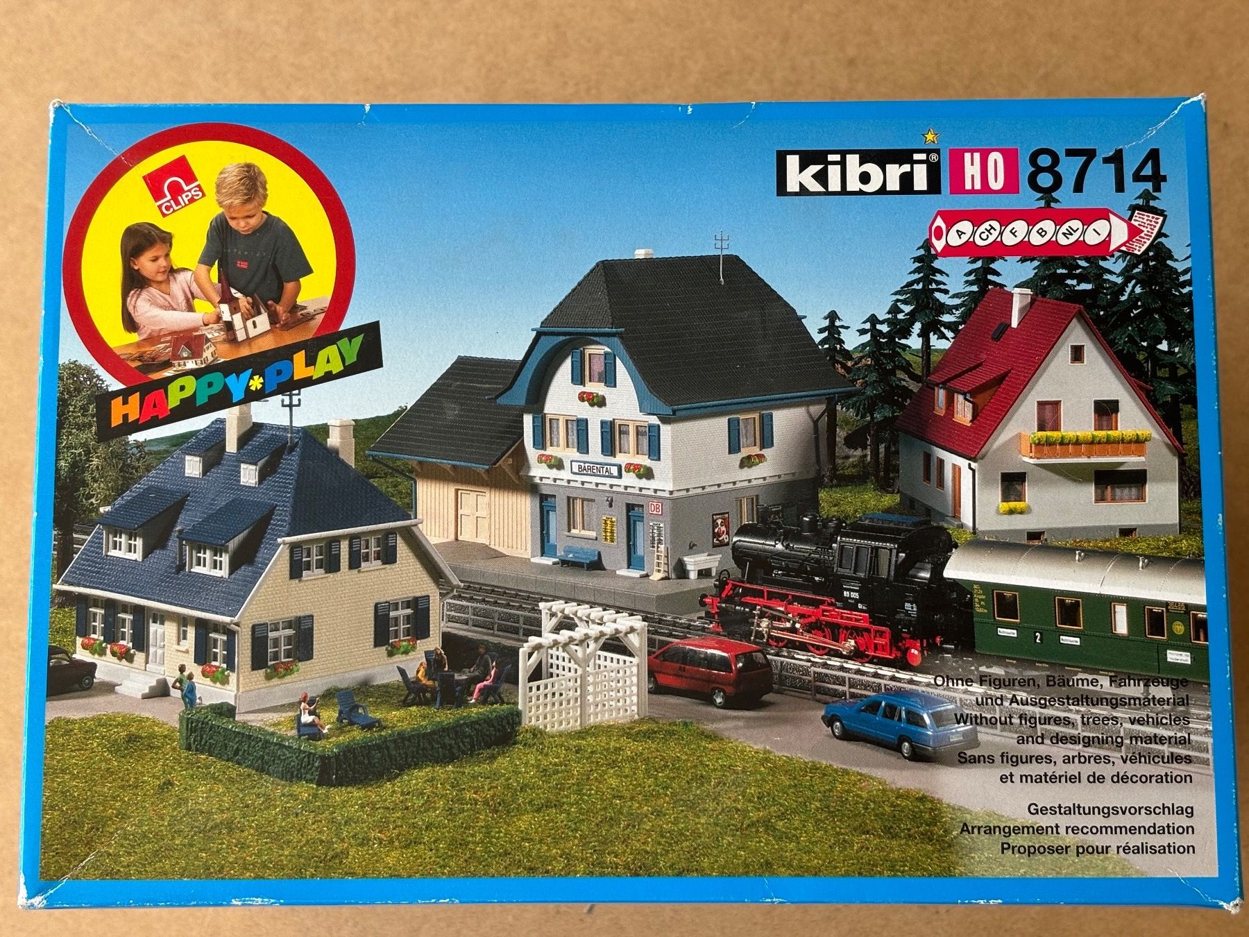 Kibri Modellini di ferrovie: Kibri 8714 Happy Play Bahnhofstraße – Nuovo e nell'imballaggio originale da Hauterive NE venduto da eriamch