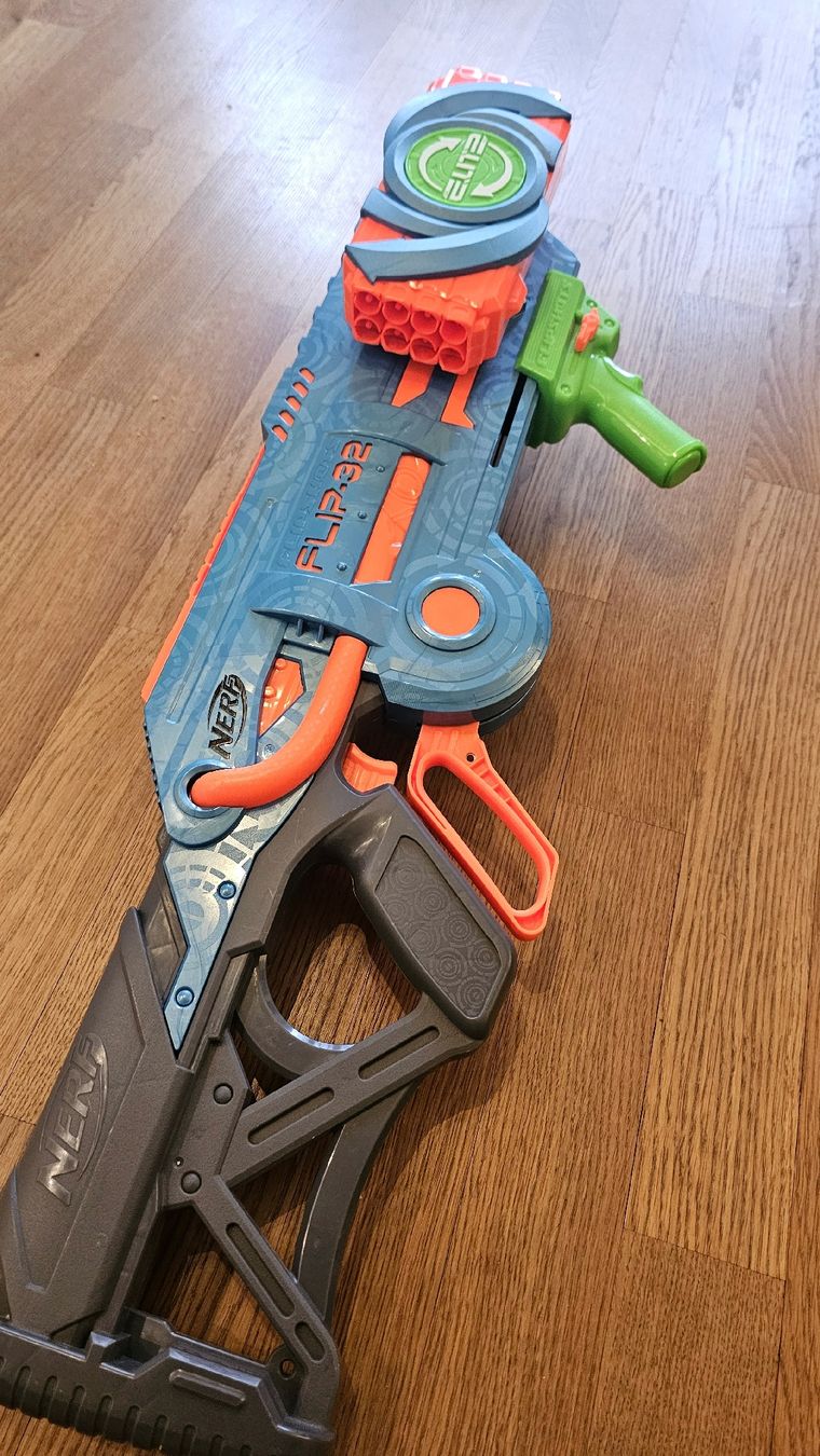 NERF Elite 2.0 Flipshots Flip-32 Blaster Launches a Barrage of Darts