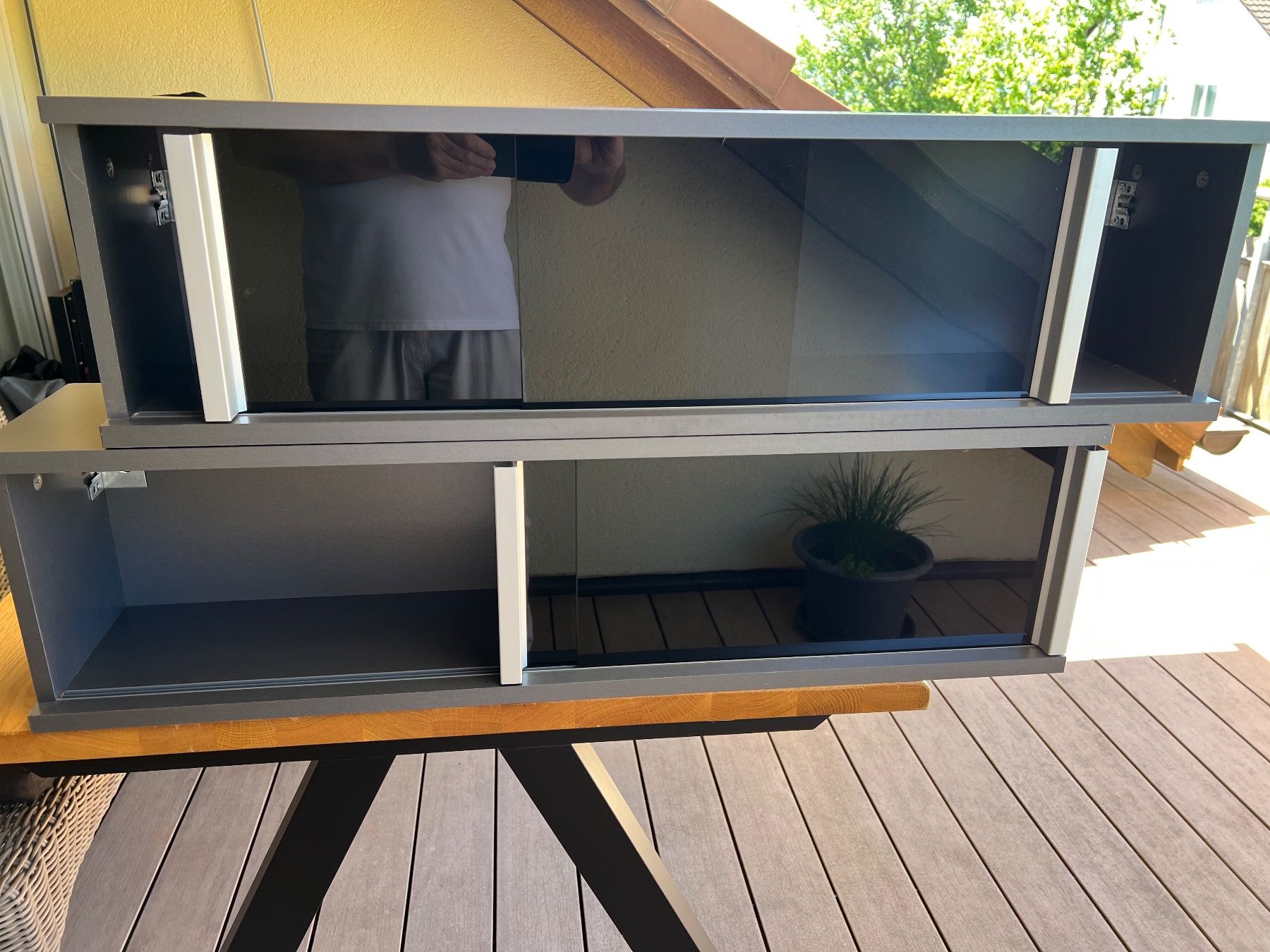 Ikea Scaffali: Wandregal / Vitrine  Glasfront Aluminium Anthrazit – Usato da Brütten venduto da mcstern 2
