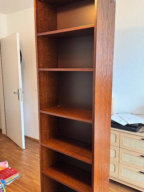 Scaffali: Regal - Dunkles Holzimitat – Usato da Zürich venduto da verde666