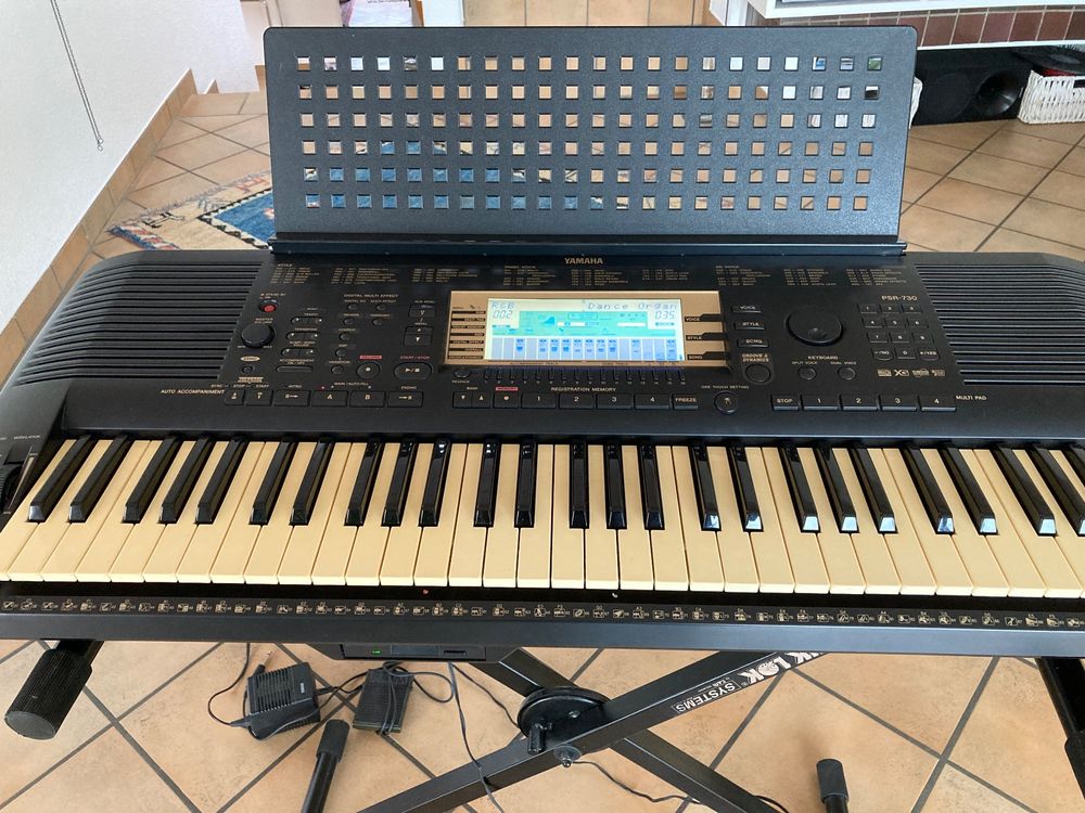 Yamaha PSR730 Keyboard Kaufen auf Ricardo