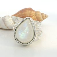Statement Ornament Ring mit Regenbogen-Mondstein Gr 59