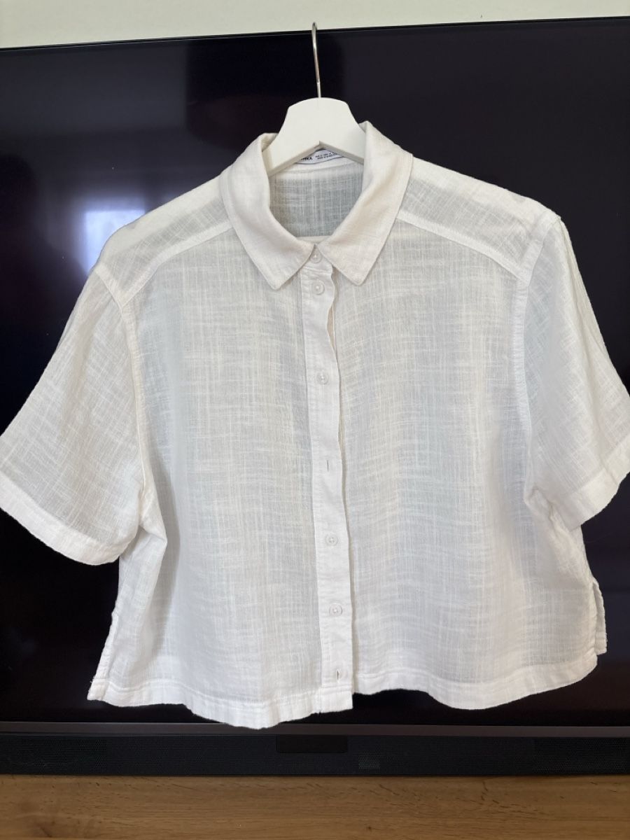 Bershka Camicette: Camicetta bianca corta in lino da donna, taglia M, perfetta  – Usato da Birsfelden venduto da lombardiA