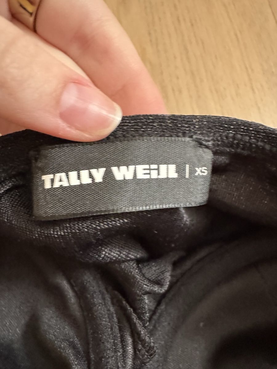Tally Weijl Top: Body mit Glitzer schwarz XS – Nuovo (secondo la descrizione) da Malans GR venduto da leo_mz7w 1