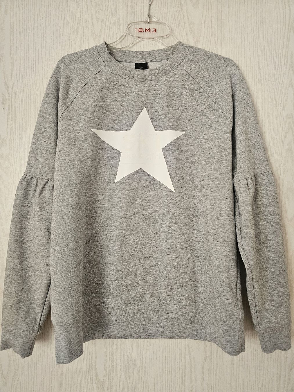 Bogner Blusen: Bogner Fire + Ice Bluse mit Stern Print, Grösse S, Grau – Gebraucht aus Ebnat-Kappel von ani_fq2z