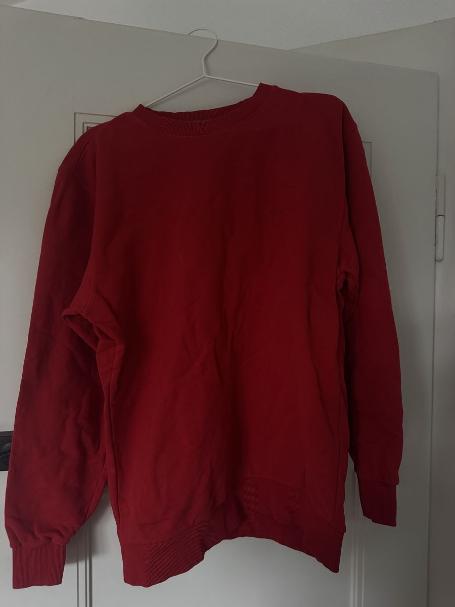 Pullover & Sweatshirts: hugo boss sweater red – Gebraucht aus Otelfingen von mar_sy7r
