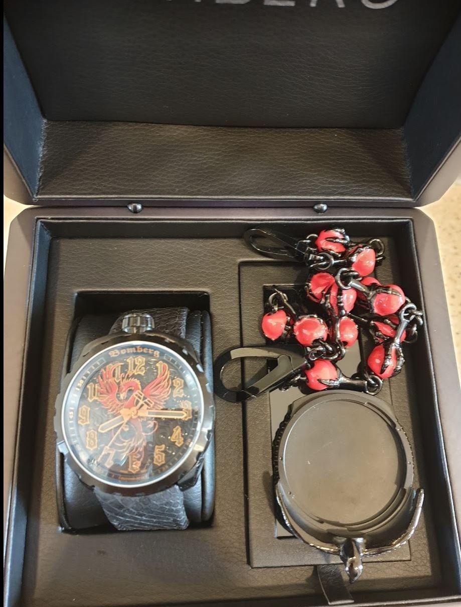 Bomberg Orologi: Bomberg Bolt-68 Fenix Automatic – Nuovo (secondo la descrizione) da Chabrey venduto da Horology 1