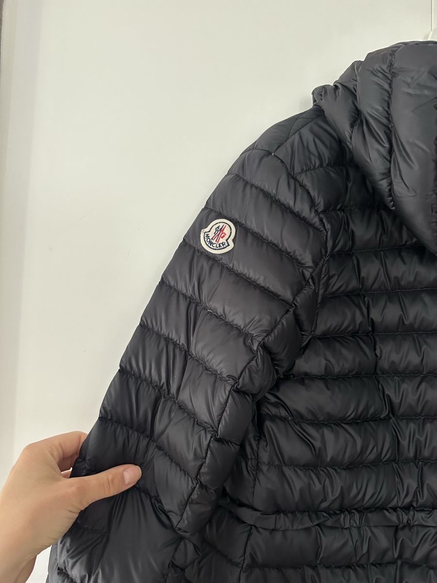Moncler Giacche: Black light puffer jacket Moncler – Nuovo (secondo la descrizione) da Uster venduto da Monika_OB 7