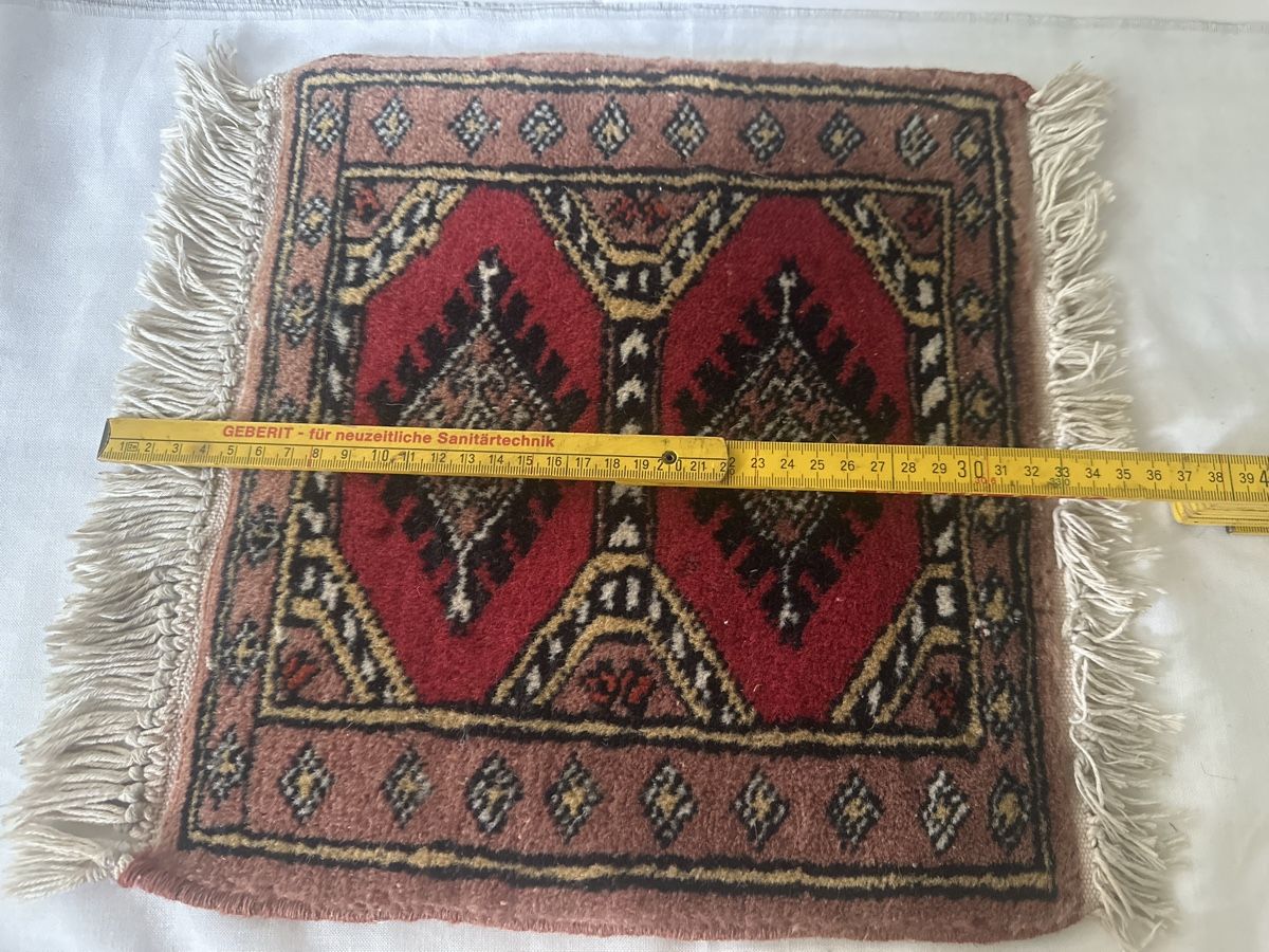Tapis: Orientalischer Teppich klein rot mit Fransen 32x36cm – D'occasion à Zürich par Chaeffeler 2