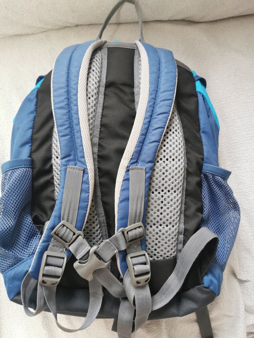 Deuter Zaini: Deuter Junior Rucksack – Usato da St. Gallen venduto da Kikinia 1