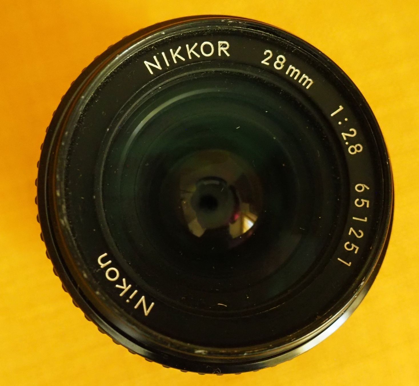 Nikkor Obiettivi: Nikkor 28mm1:2.8 – Usato da Zofingen venduto da Kmonk
