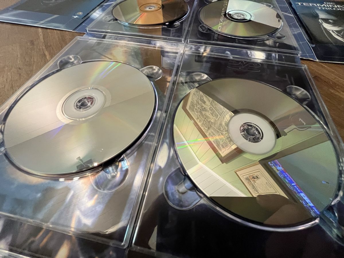 Alle DVDs: TERMINATOR BOX 6 DVD's – Gebraucht aus Wiesenberg von  8