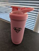 Smartshake shaker bottle pink Superman logo good condition