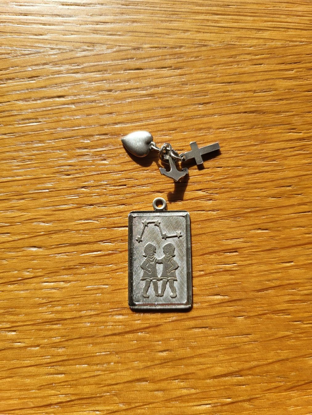 Ciondoli: Schmuck aus Silber Zwiling ,Anker – Usato da Seltisberg venduto da Ppeter68