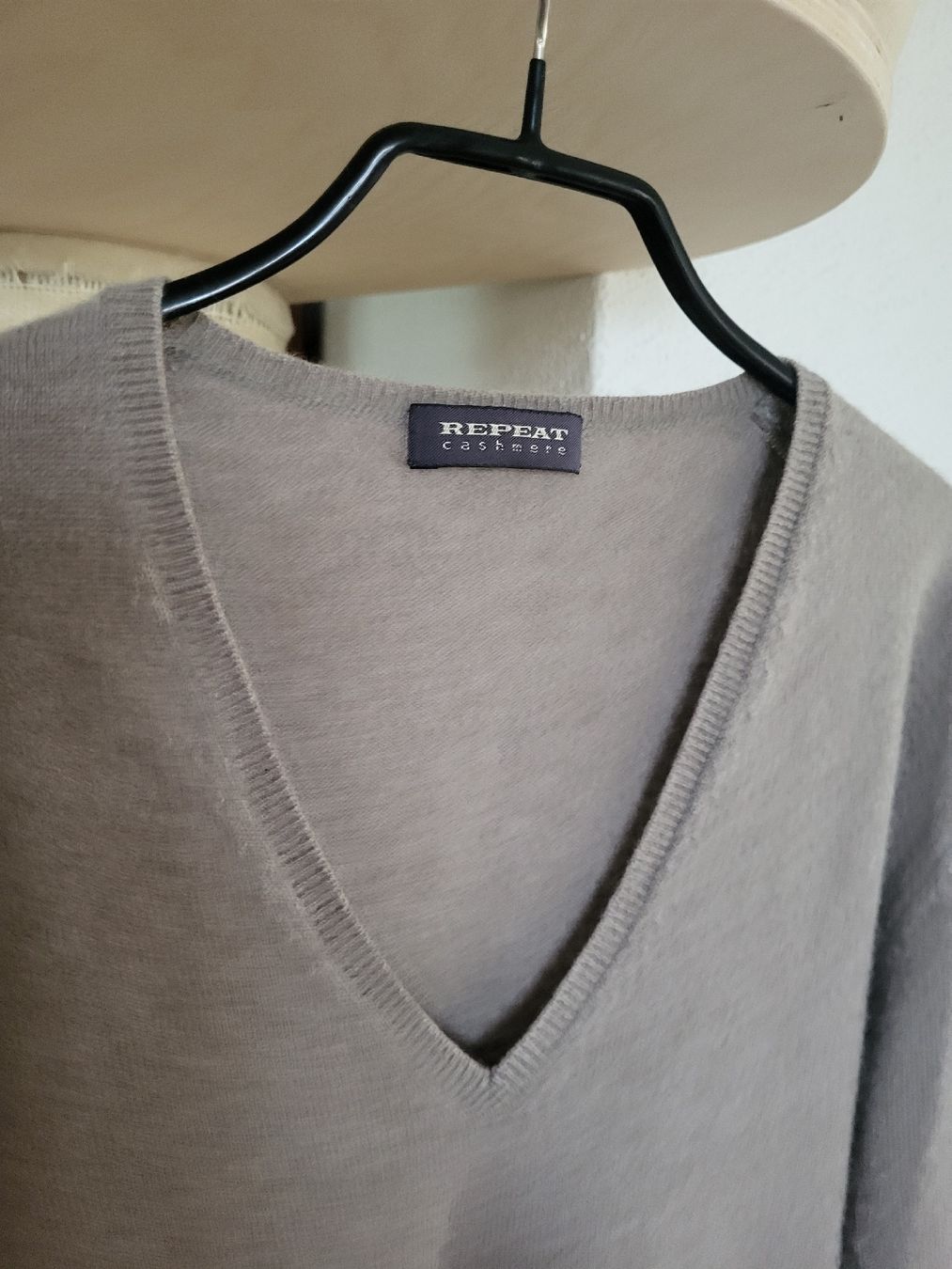 Repeat Maglioni & Felpe: Repeat Cashmere Pullover, V-Ausschnitt, Grösse M, Top! – Nuovo (secondo la descrizione) da Winterthur venduto da rab_tr8n 3