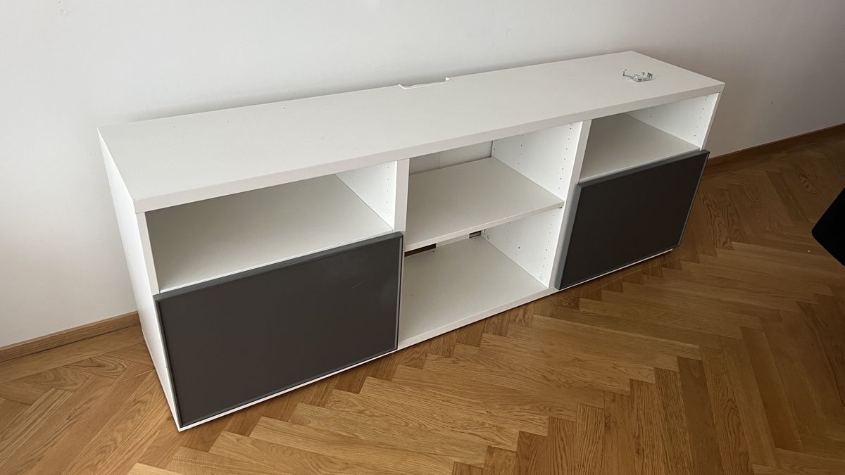 Mobili TV: GRATIS Sideboard/TV-Möbel in Weiss und Grau – Usato da Emmenbrücke venduto da val_f9br