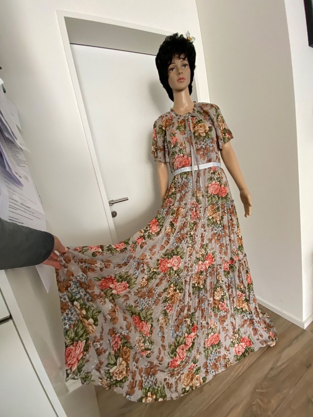 Vestiti: Needle&Thread Kleid Neu  Gr.38-40 (10) – Nuovo e nell'imballaggio originale da Dielsdorf venduto da ncgarasi 2