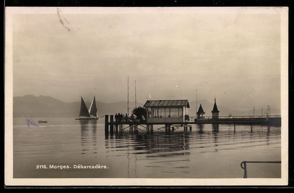 Cartoline postali: AK Morges, Débarcadère, Panorama – Usato da Berlin venduto da bartko-reher