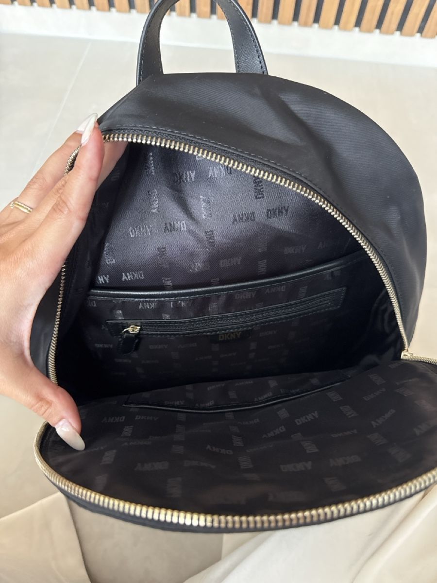DKNY Zaini: DKNY Tagesrucksack – Nuovo (secondo la descrizione) da Schöftland venduto da jes_67zy 3