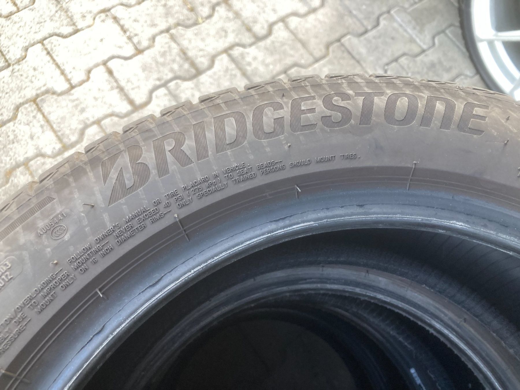 Bridgestone Pneus & Kompletträder: 195/55R16 Sommerpneu Bridgestone – Gebraucht aus Cham von WB2223 2