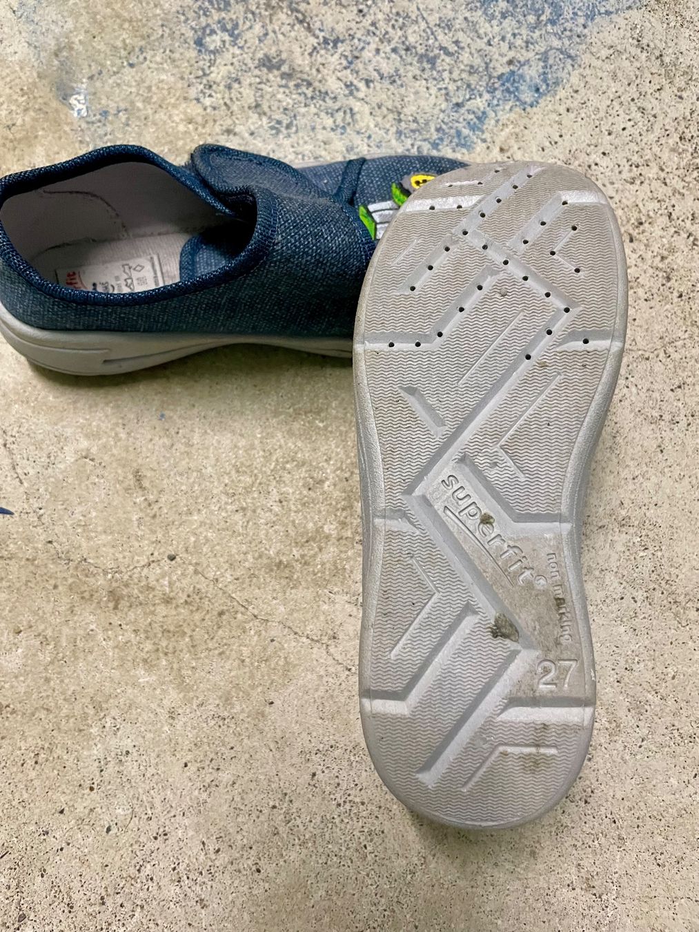 Superfit Scarpe per ragazzi: Superfit Hausschuhe, Gr. 27 – Usato da Weingarten-Kalth venduto da ana_tim 2