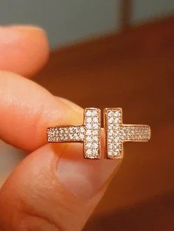 Ringe: Ring rosegoldfarben mit Steinchen 17mm=54 – Gebraucht aus Stansstad von InStyle8