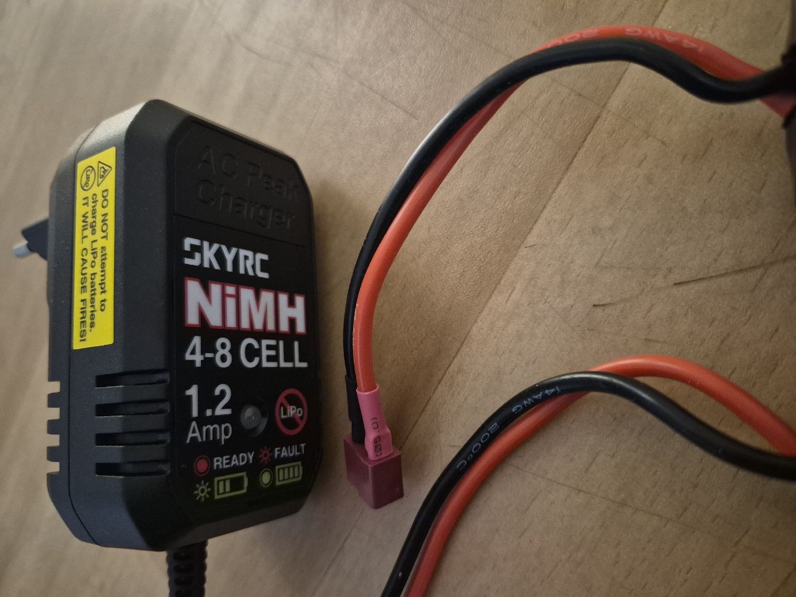 Batterie, Caricabatterie & Alimentatori: Akku 2 Stk 4000mAh Ladegerät – Usato da Dielsdorf venduto da BARDARRU 1
