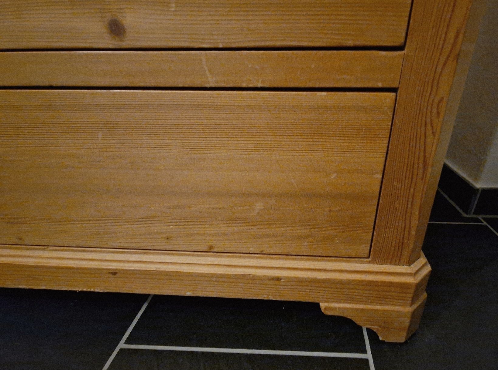 Cassettiere: Kommode Tannenholz massiv restauriert – Usato da Lostorf venduto da kulturplatz 1