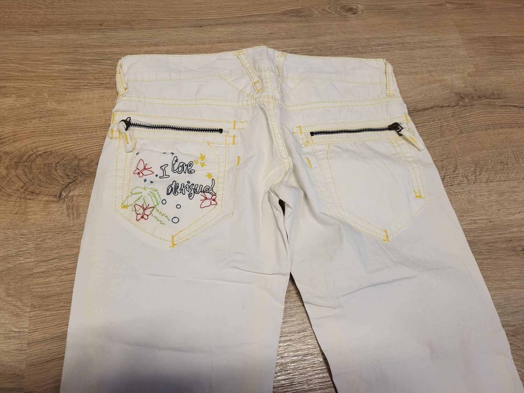 Desigual Pantaloni: Desigual Bermuda Gr.34-36 – Usato da Lindau venduto da Seepferd33 3