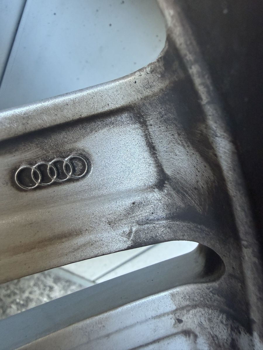 Audi Pneus & Roues: Original Audi A4B8 17 Zoll – D'occasion à Mollis par BSL10 6