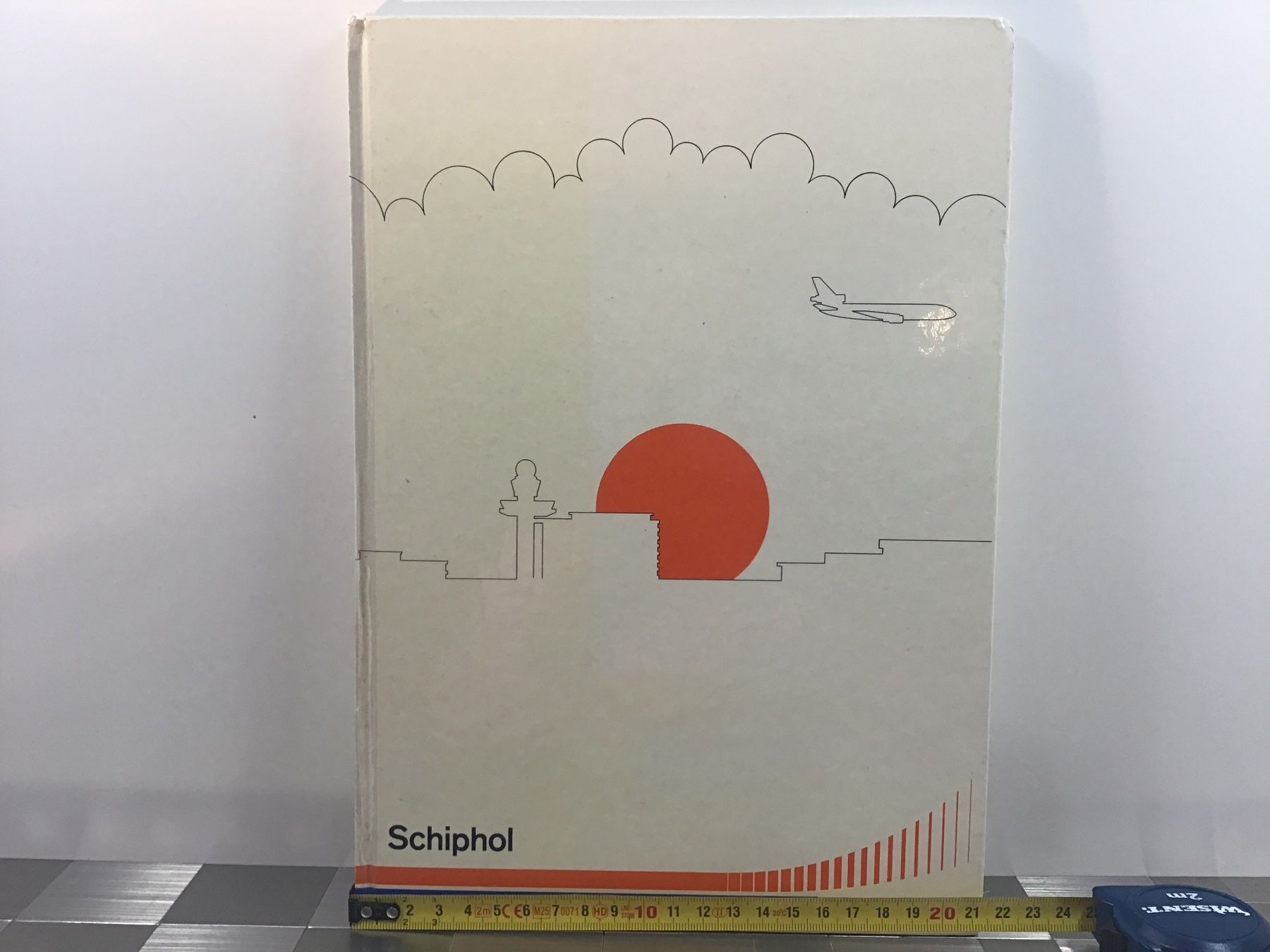 Libri: AMSTERDAM AIRPORT SCHIPHOL – Usato da Männedorf venduto da Spezial-Modelle