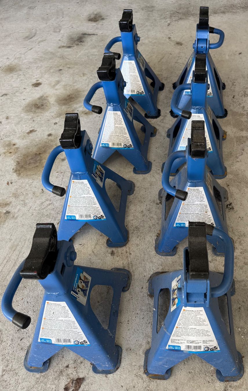 Tutti gli attrezzi: 8x Cartrend Unterstellbock Profi 2 t – Usato da Mörschwil venduto da Y.Eberle