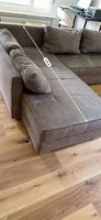 Braunes Stoff-Sofa mit Schlaffunktion und Stauraum 