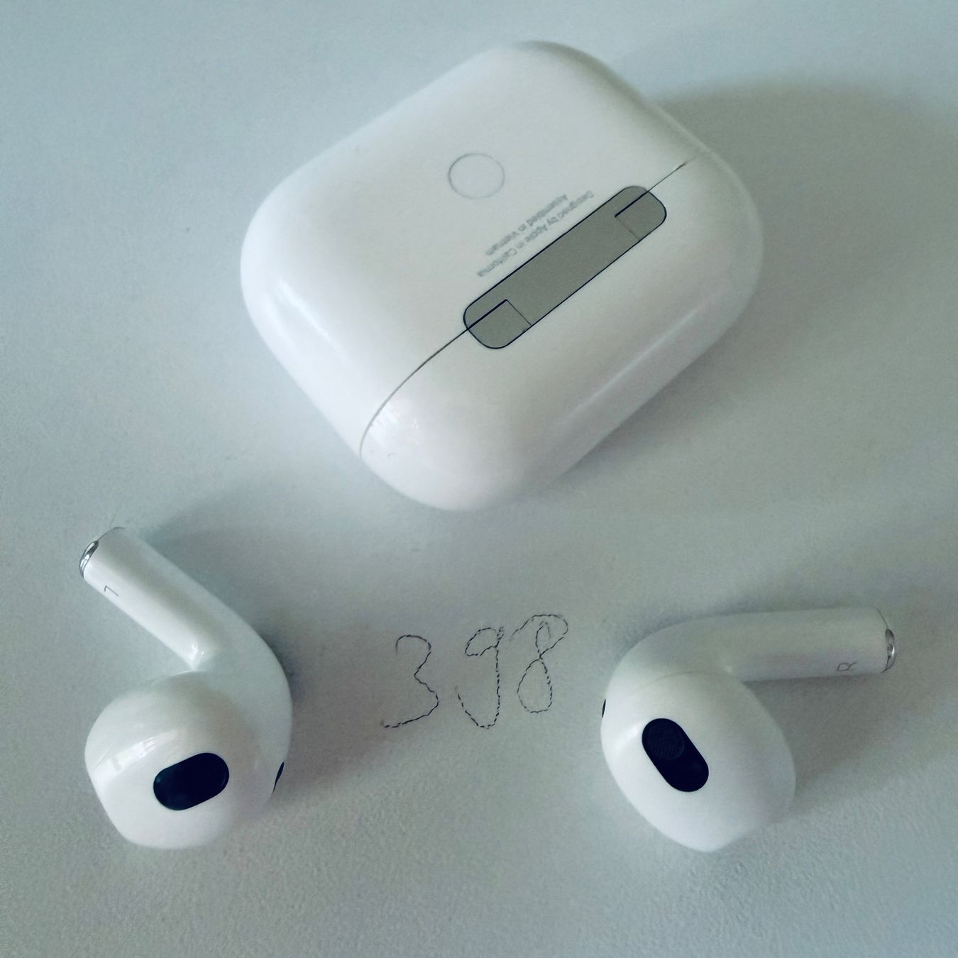 Apple Cuffie: Original Apple AirPods 3 Gen. Kopfhörer mit MagSafe Case – Usato da Basel venduto da MY.AIRPODS.SHOP 9
