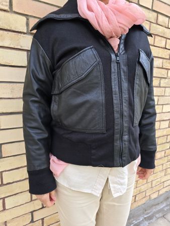 Kleidung: Leder-Stoffjacke schwarz (L)